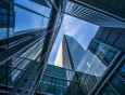 Jak powstaje nowoczesna fasada? Wyciskanie aluminium, design i ślad węglowy w praktyce